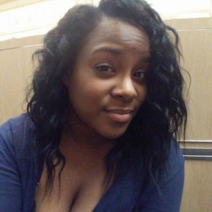 Meet your Posher, Christina