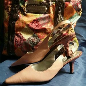 Amanda "Marvelous" Slingback Pumps *NWOT*