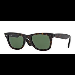 RayBan Original Classic Wayfarer Sunglasses