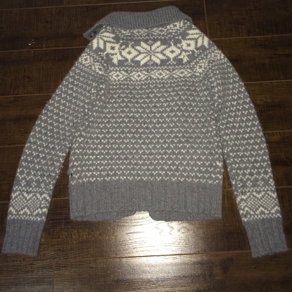 Woolen knitted jacket almost never used - Picture 2 of 2