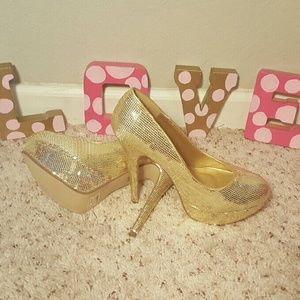 Golden Glitter Platform Heels