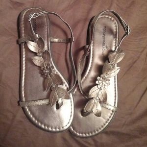 Dark Gold"Leafy" Sandals