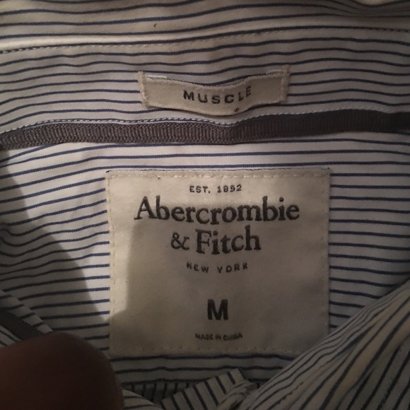 Abercrombie & Fitch - Picture 2 of 2