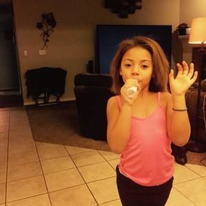 Meet your Posher, Rita