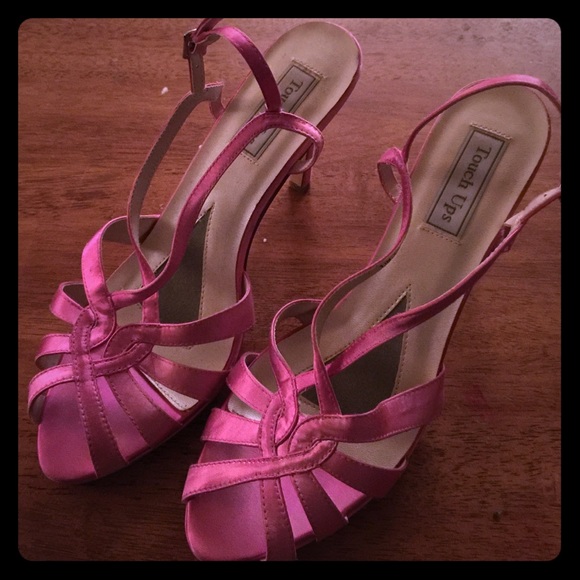 Bright pink (fuchsia) satin touch ups.