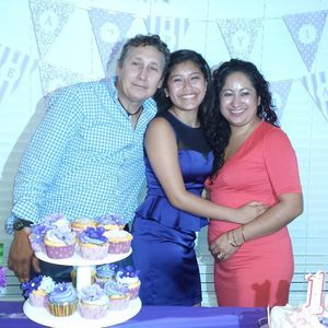 Meet your Posher, Juana