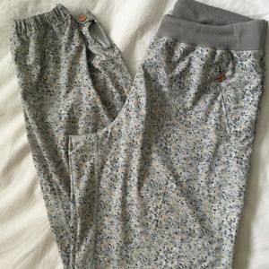 Lululemon lightweight nylon baggy pants