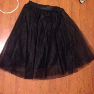Windsor Tule Skirt