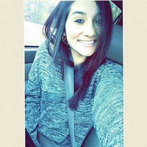 Meet your Posher, Arely