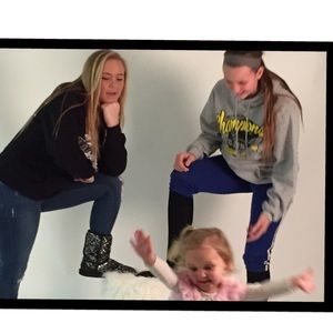 Meet your Posher, Casey