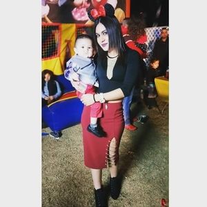 Meet your Posher, Alejandra