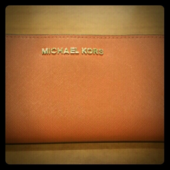 Michael Kors Wallet+coach wristlet for Lopezaj_92