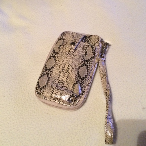 Mally Wristlet   New never used  Shiny snake skin