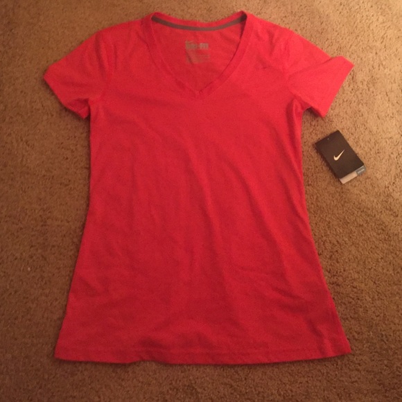 Nike dri-fit workout top