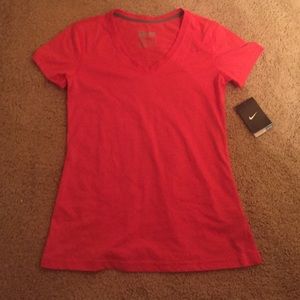 Nike dri-fit workout top