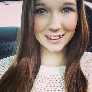 Meet your Posher, Victoria