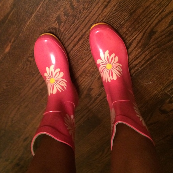 Flower rain boots