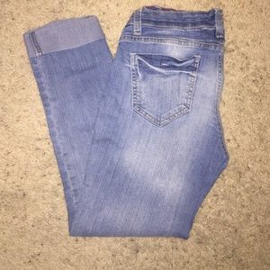 Folded style jeans ✨