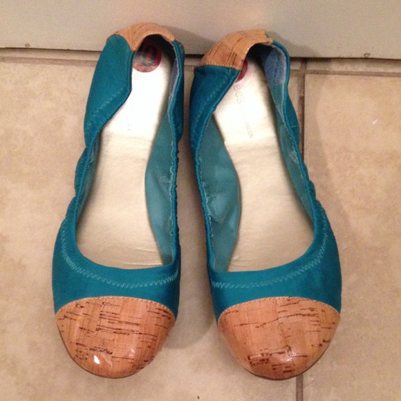 Teal scrunchy flats