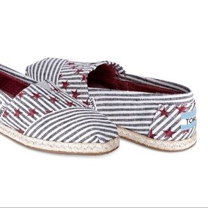 BNIB TOMS americana navy stars and stripes