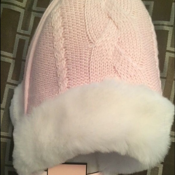 New Victorias Secret Pink Woman Slippers