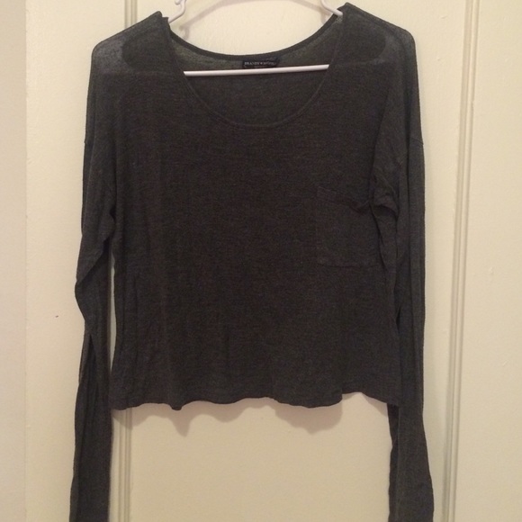 Brandy Melville gray crop top