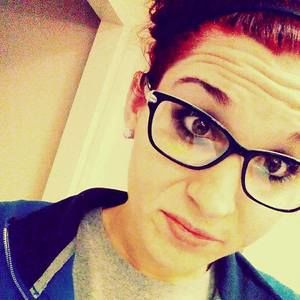 Meet your Posher, Jade