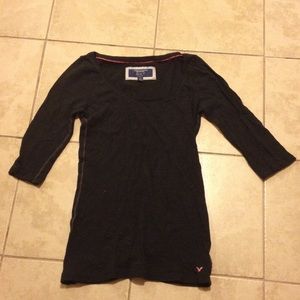 American Eagle quarter sleeved top