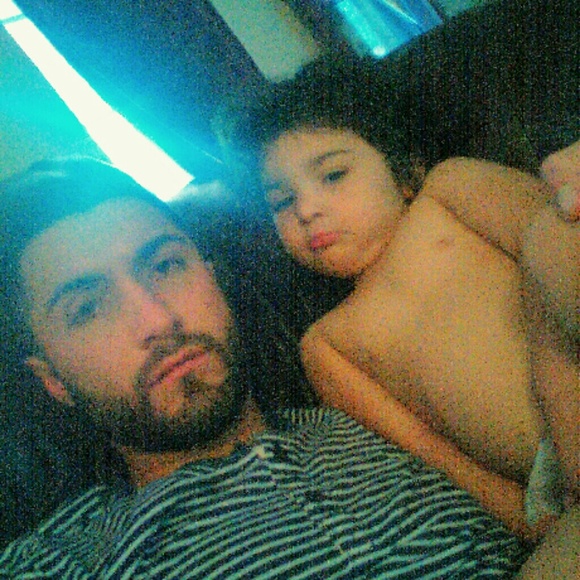 Meet your Posher, Chris - Picture 1 of 1