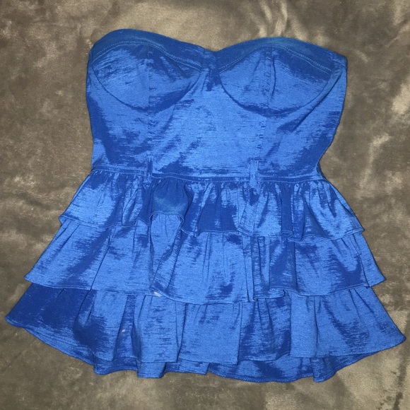 Strapless top