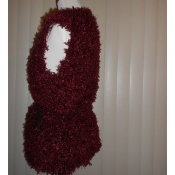 Curly Wine Vest - Picture 2 of 4