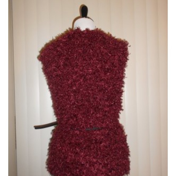 Curly Wine Vest - Picture 3 of 4
