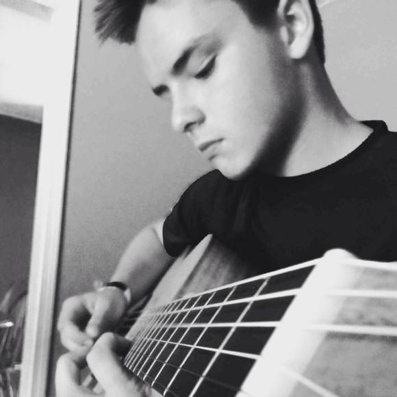 Meet your Posher, David - Picture 1 of 1