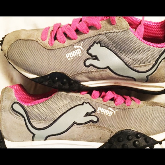 PINK PUMAS💕 size: 6