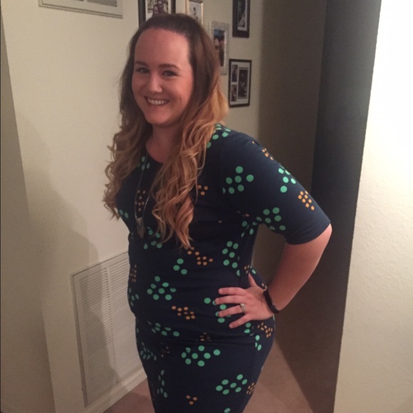 Meet your Posher, Lisa - Picture 3 of 3