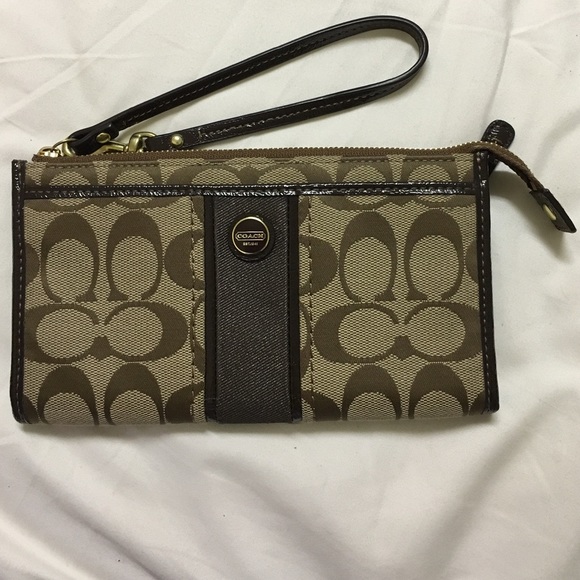 Coach wristlet