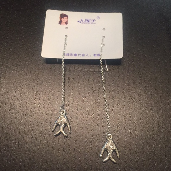 Earring - Picture 2 of 2