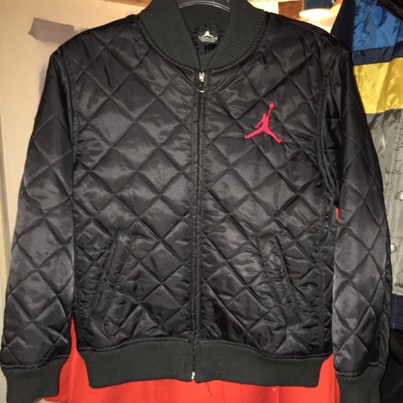 Jordan Jackets & Blazers - Boys Size Large Jordan Quilted Jacket