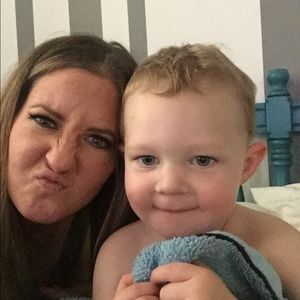 Meet your Posher, Holly