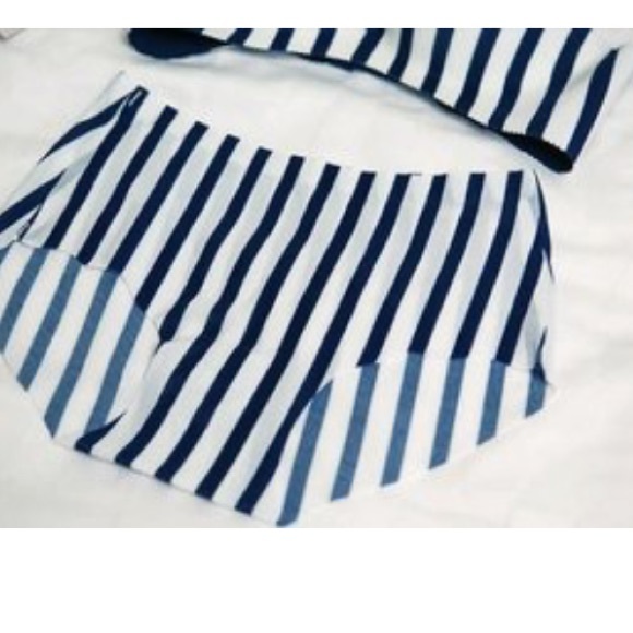 Coquette Set Stripes - Picture 5 of 5