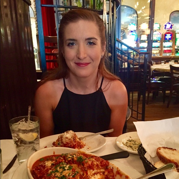 Meet your Posher, Laura - Picture 3 of 4