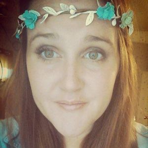 Meet your Posher, Niki