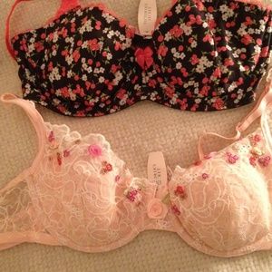 FLASH SALE! Today ONLY Victorias Secret NWT $17!