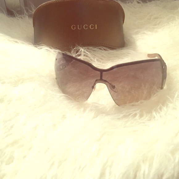 Vintage always authentic Gucci sunglasses!! - Picture 1 of 4