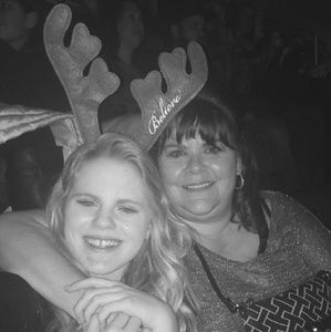 Meet your Posher, Dana