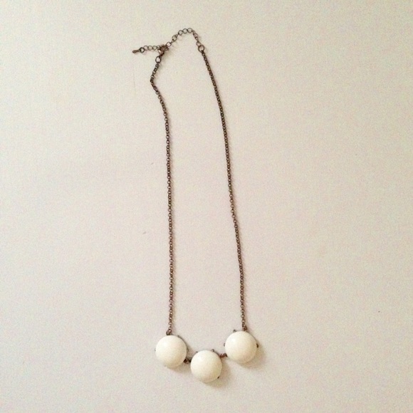 RELISTED White bubble necklace gold chain - Picture 3 of 4
