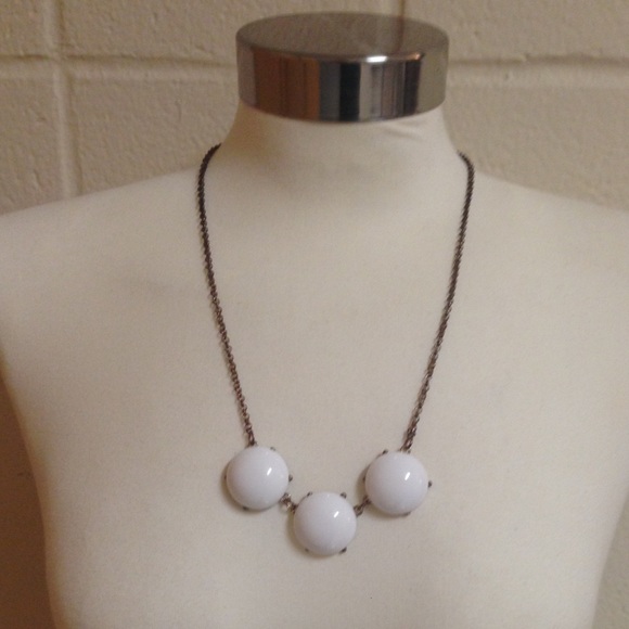RELISTED White bubble necklace gold chain - Picture 4 of 4