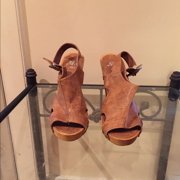 Miss me heels