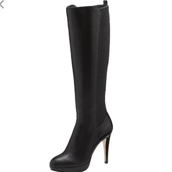 Vince Camuto Signature Eliana Nappa Boot size 10
