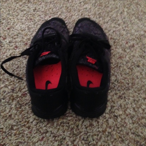 Women's Nike 5.0 shoes